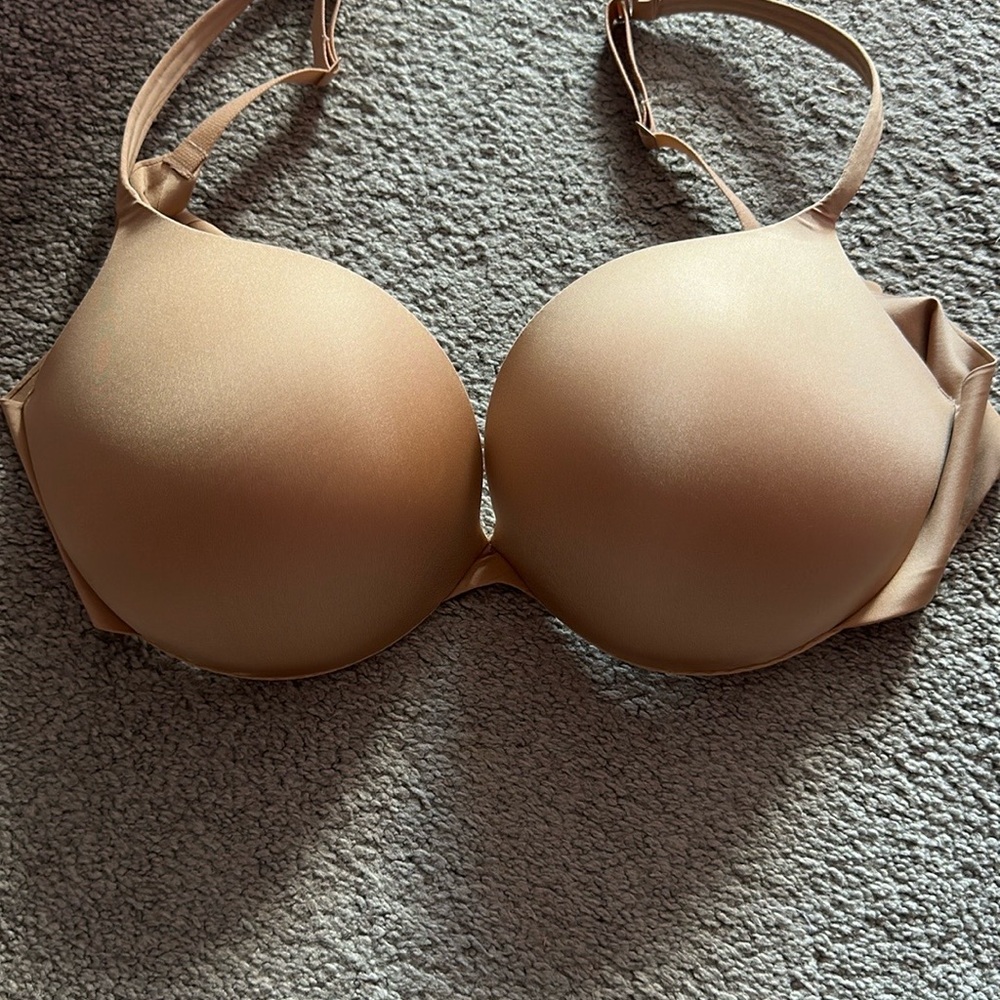 SKIMS NWOT Tan Teardrop Push-up